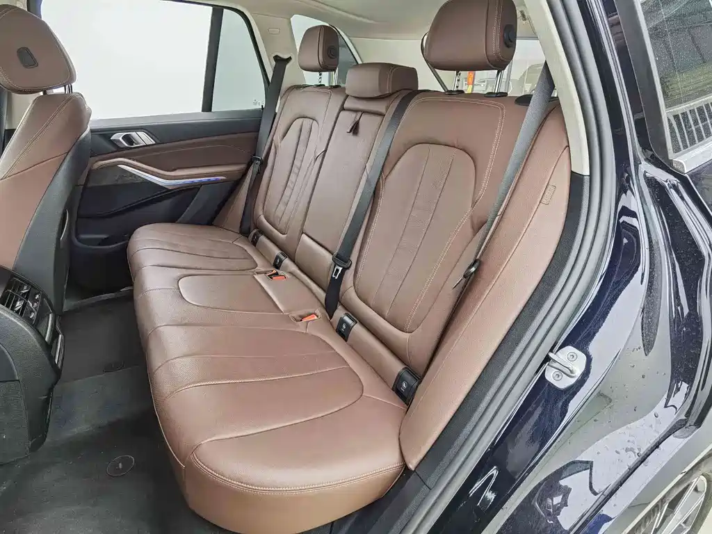 BMW X5 (Import) — миниатюра 7