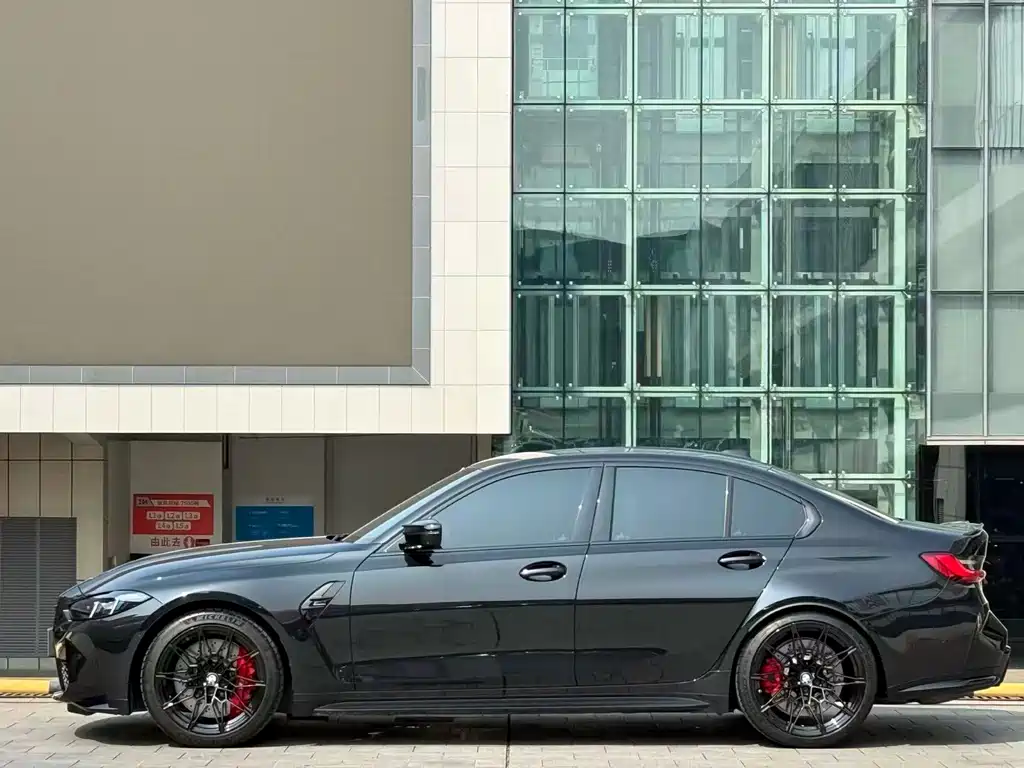 BMW M3 — миниатюра 10