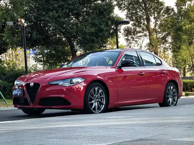 ALFA ROMEO GIULIA