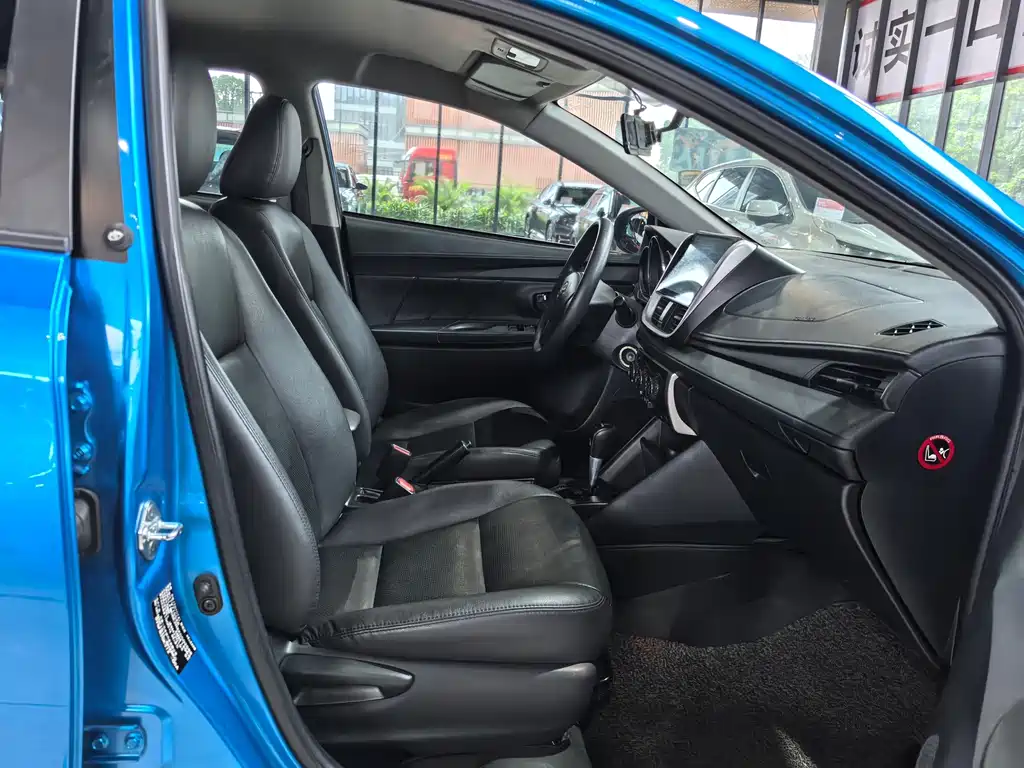 Toyota Vios FS — миниатюра 9