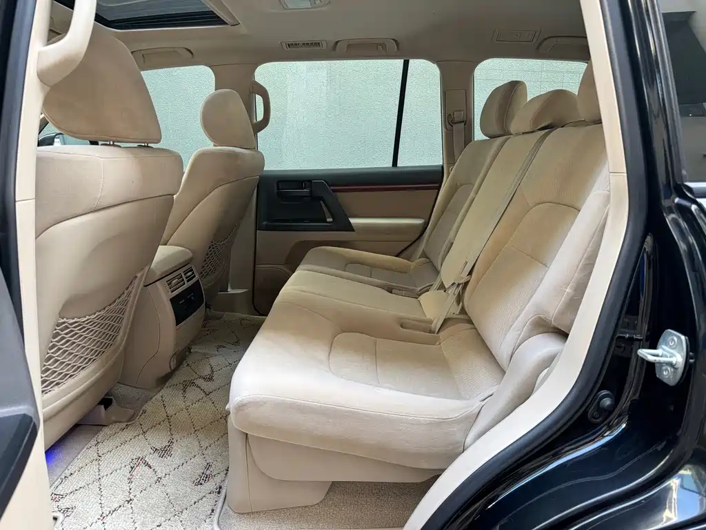 Toyota Land Cruiser — миниатюра 13