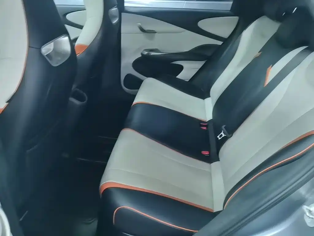 BYD Dolphin — миниатюра 17