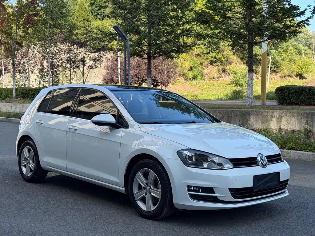 Volkswagen Golf — миниатюра 3