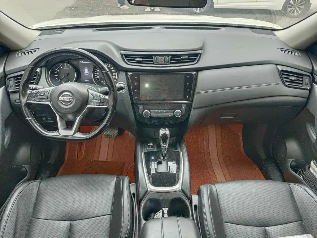 Nissan X-Trail — миниатюра 6
