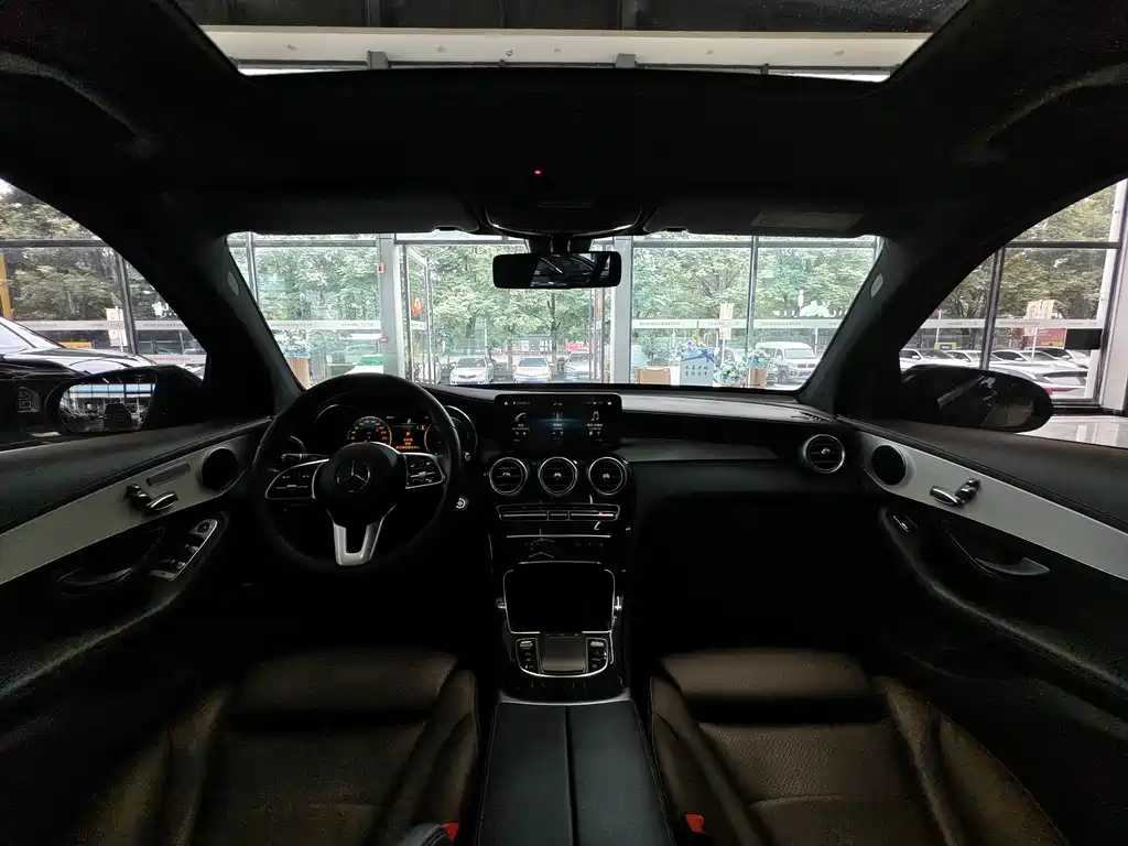 Mercedes-Benz GLC 2020 GLC 260 L 4MATIC