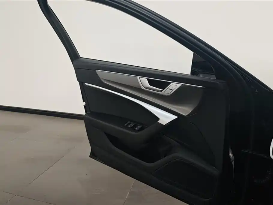 Audi A6L 2023 45 TFSI