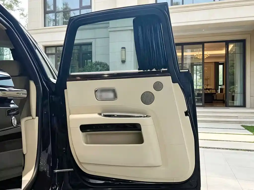 Rolls-Royce Ghost 2010 6.6T Standard