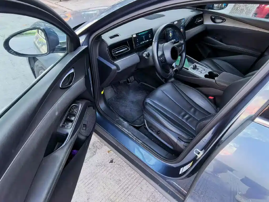 BYD Seal 06 DM-i Touring — миниатюра 8