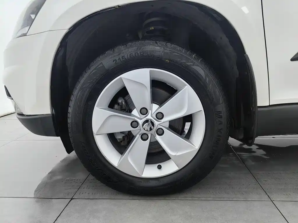 Skoda Yeti — миниатюра 17