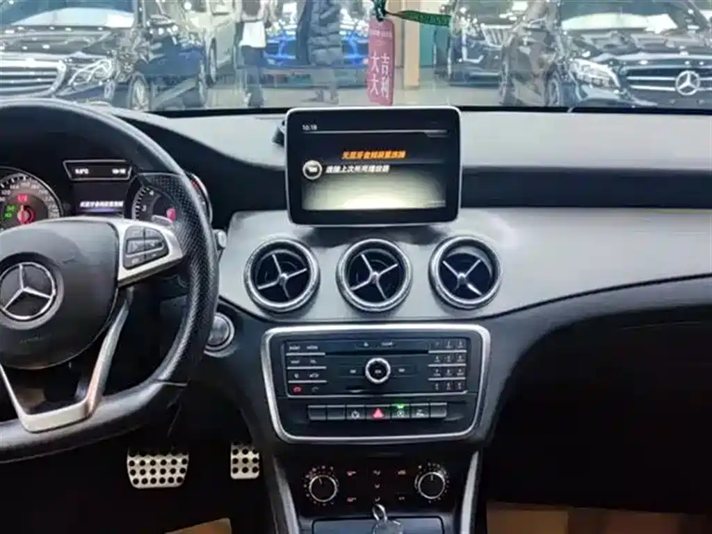 Mercedes-Benz CLA 2015 CLA 200