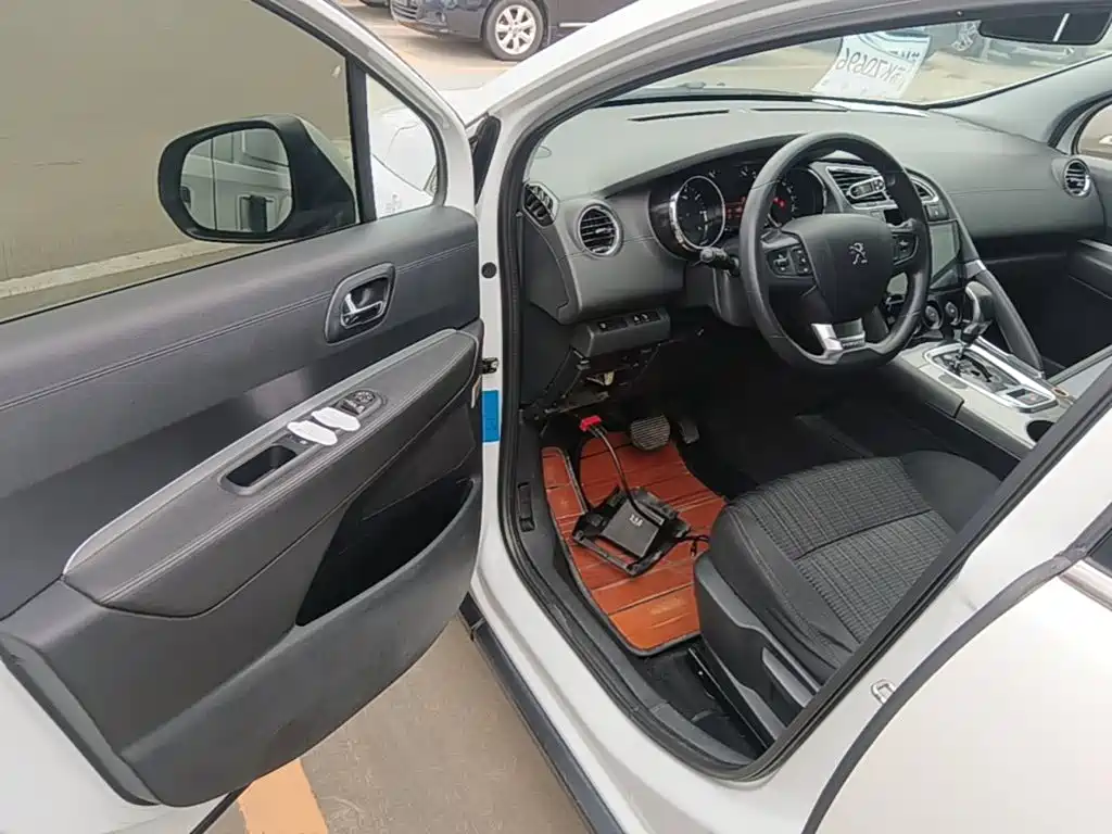 Peugeot 3008 — миниатюра 16