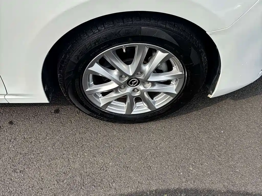 Mazda 3 Axela — миниатюра 12