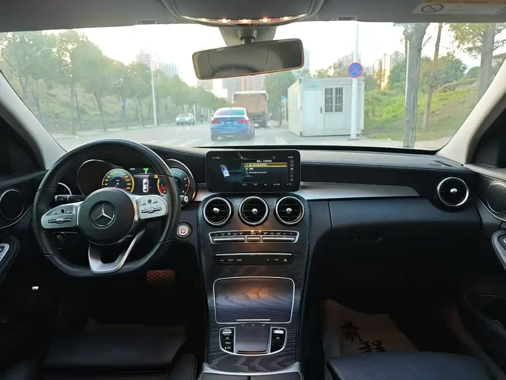 Mercedes-Benz C-Class — миниатюра 5