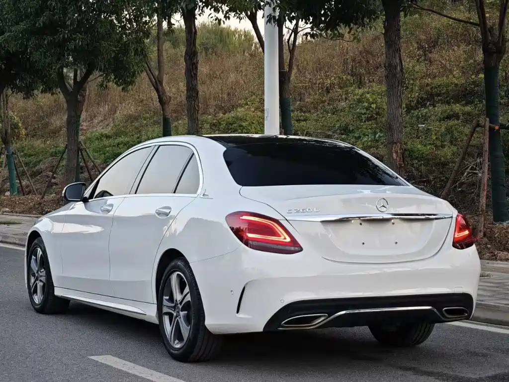 Mercedes-Benz C-Class — миниатюра 9