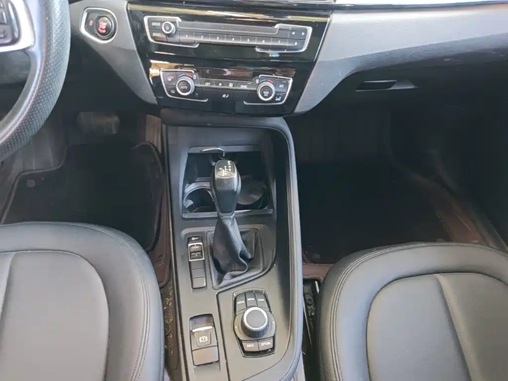 BMW X1 — миниатюра 14