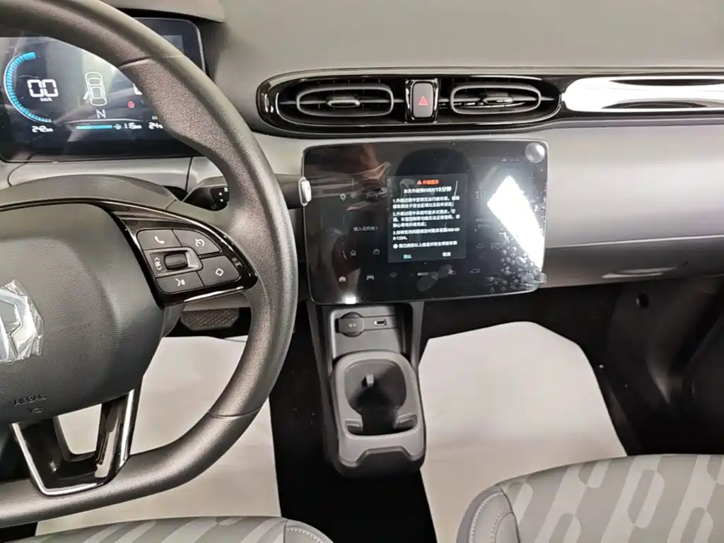 Leapmotor Leapmotor T03 — миниатюра 13