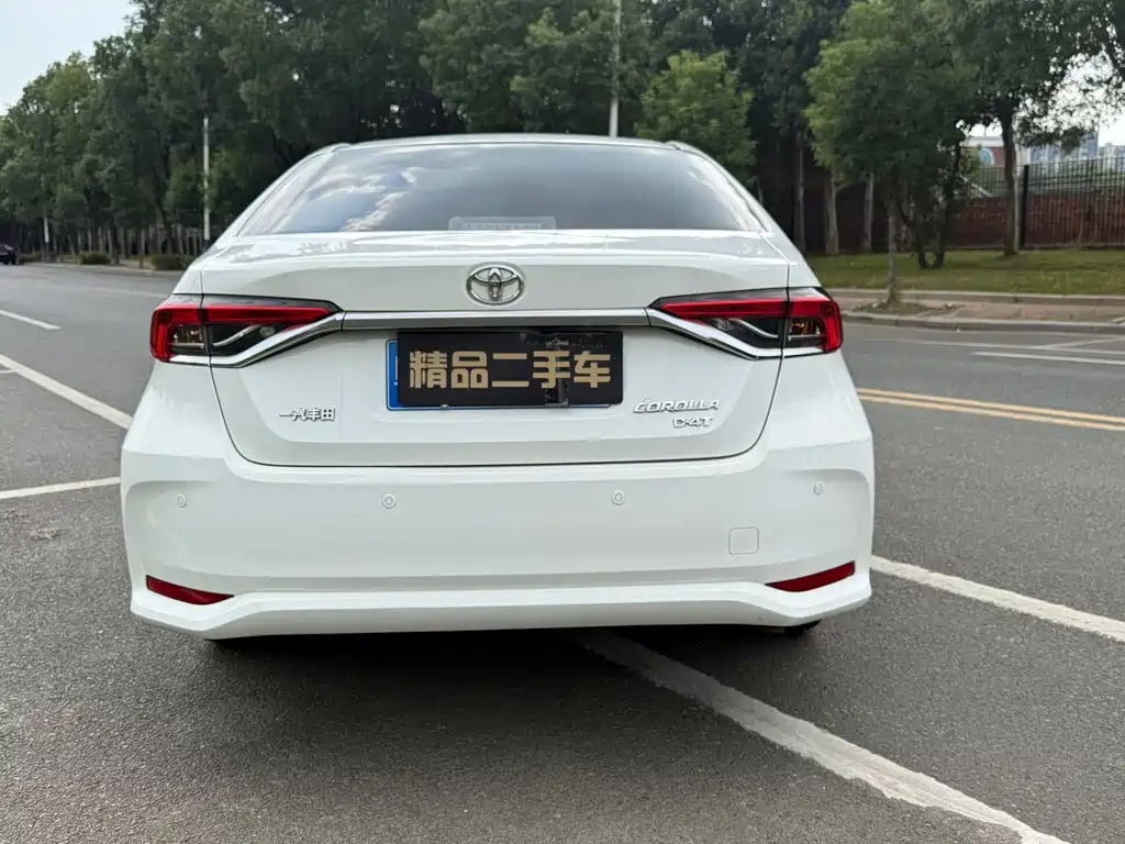 Toyota Corolla — миниатюра 4