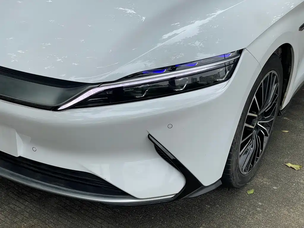 BYD Han — миниатюра 2