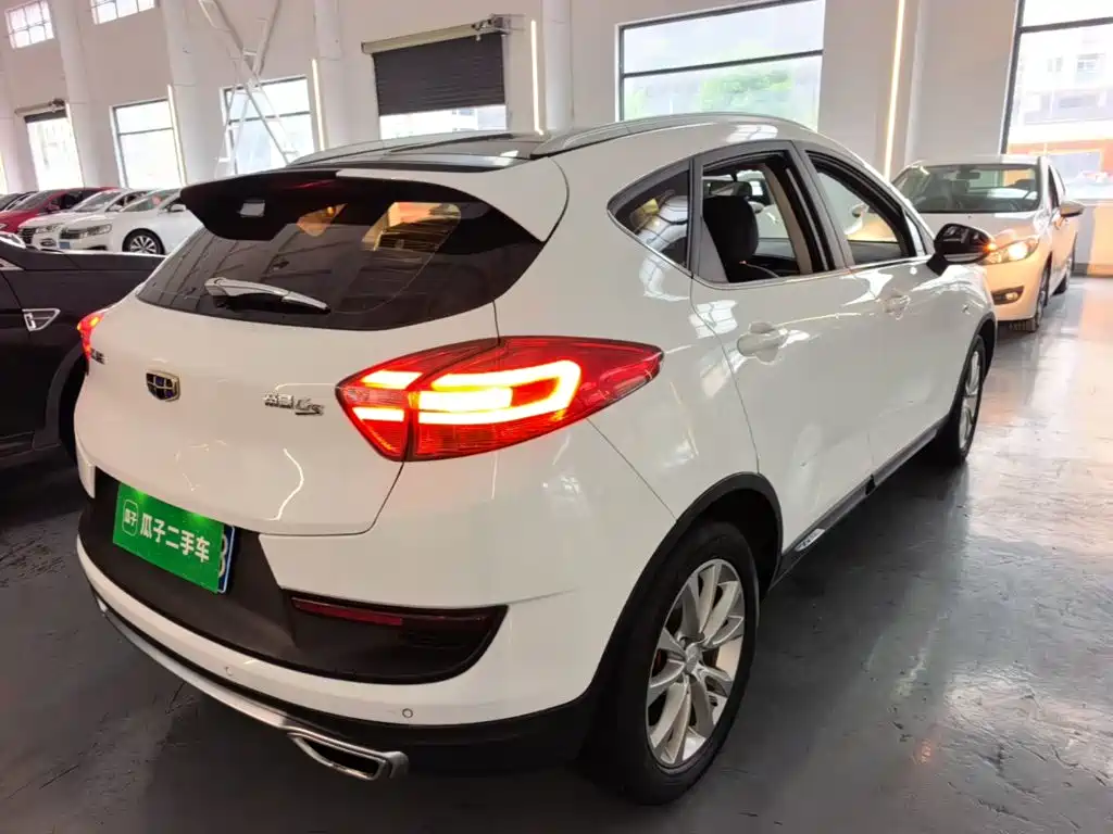 Geely Emgrand GS — миниатюра 7