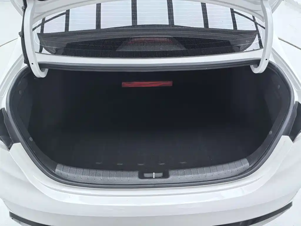 Kia K3 — миниатюра 16