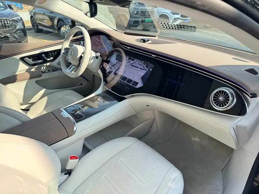 MERCEDES-BENZ EQS AMG