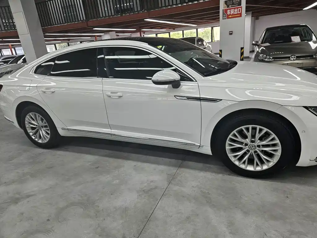 Volkswagen CC — миниатюра 4
