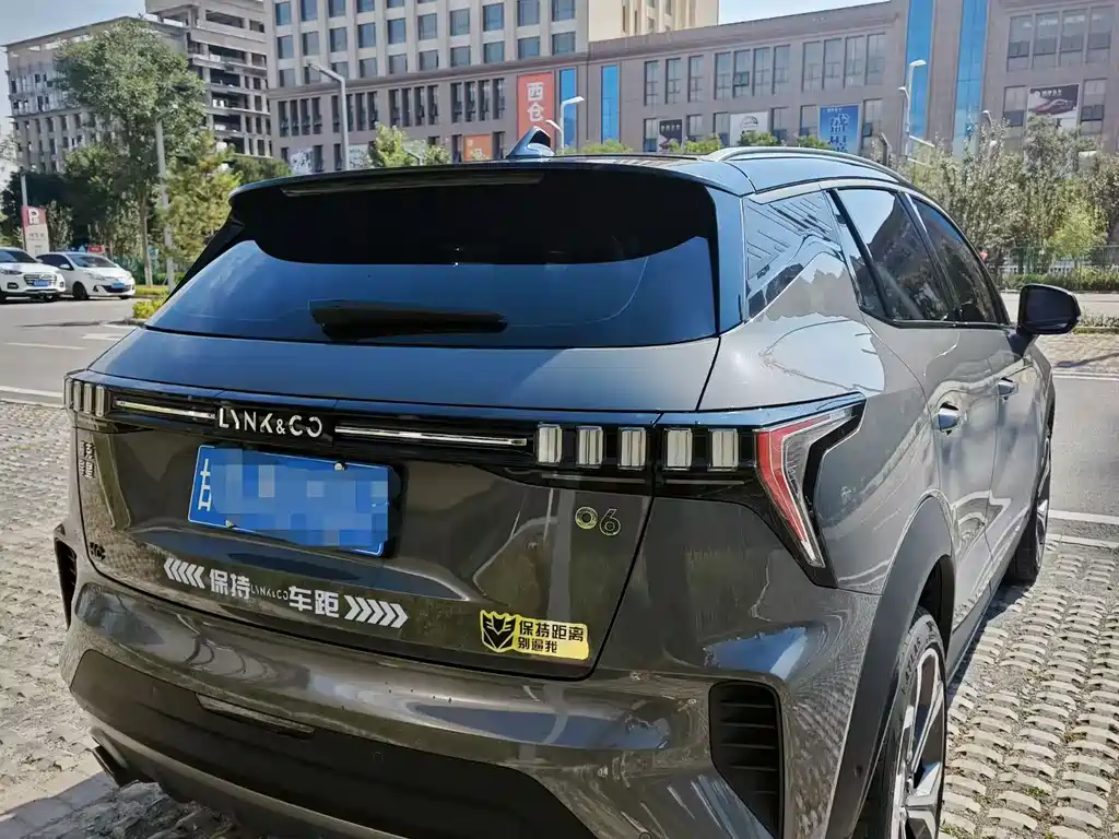 Lynk & Co 06 — миниатюра 6