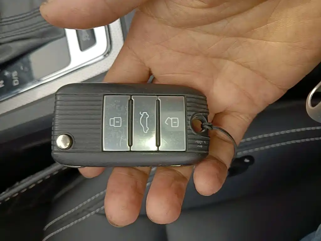 Roewe i6 Classic — миниатюра 9