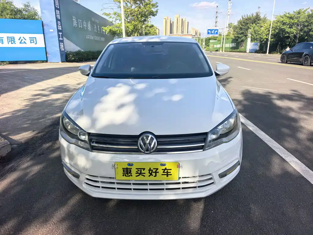 Volkswagen Jetta — миниатюра 2