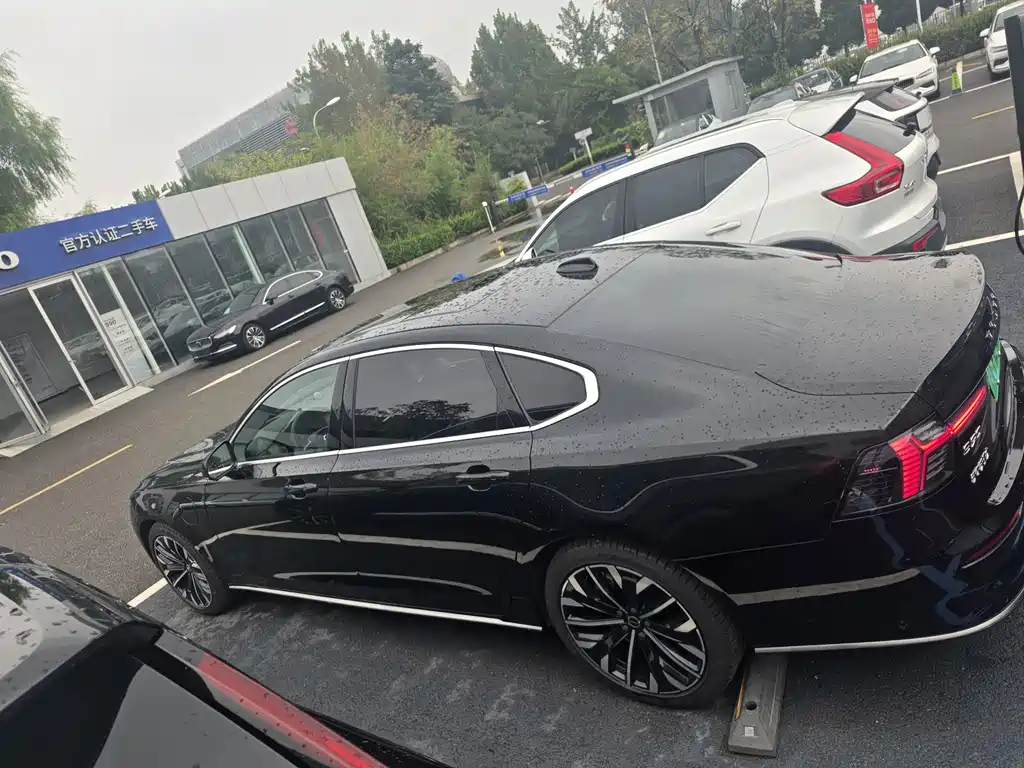 Volvo S90 PHEV — миниатюра 6
