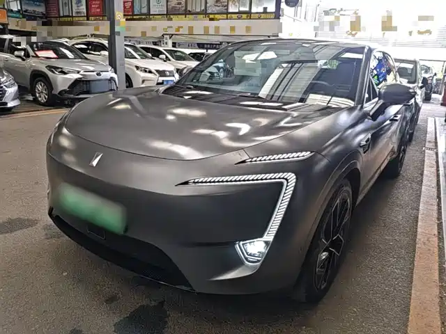 2023 Avatr 11