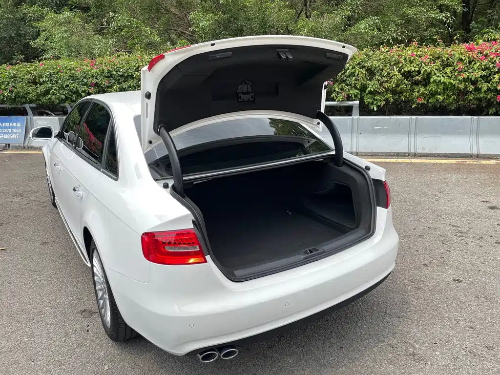 Audi A4L — миниатюра 14