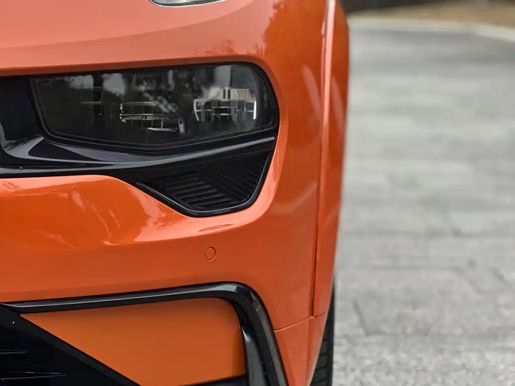 LYNK & CO. 02 HATCHBACK