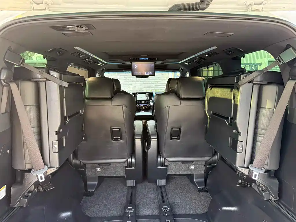 Toyota Vellfire — фотографии объявления, Фото 12