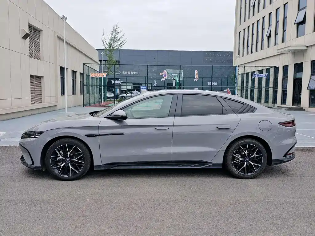 BYD Han 2025 DM-i Smart Drive 125KM Flagship