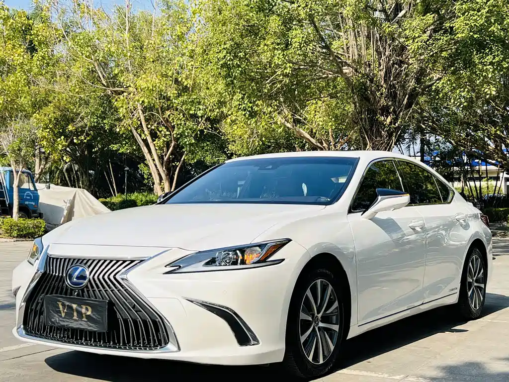 Lexus ES — миниатюра 3