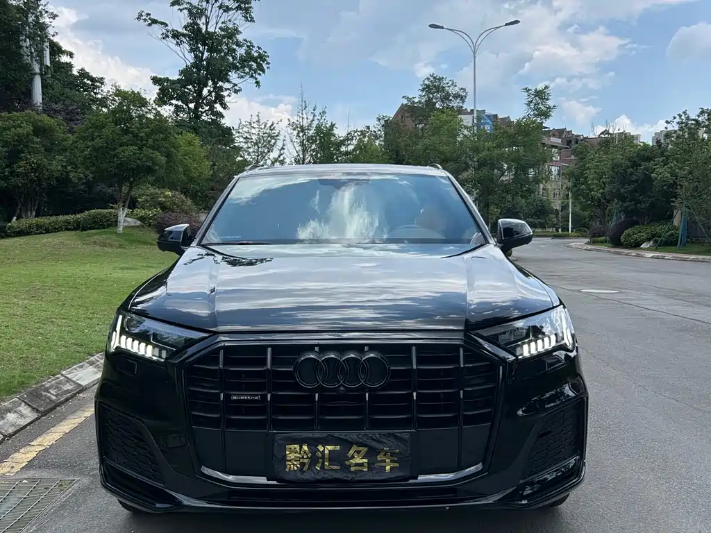 Audi Q7 2024 55 TFSI quattro S line Sport
