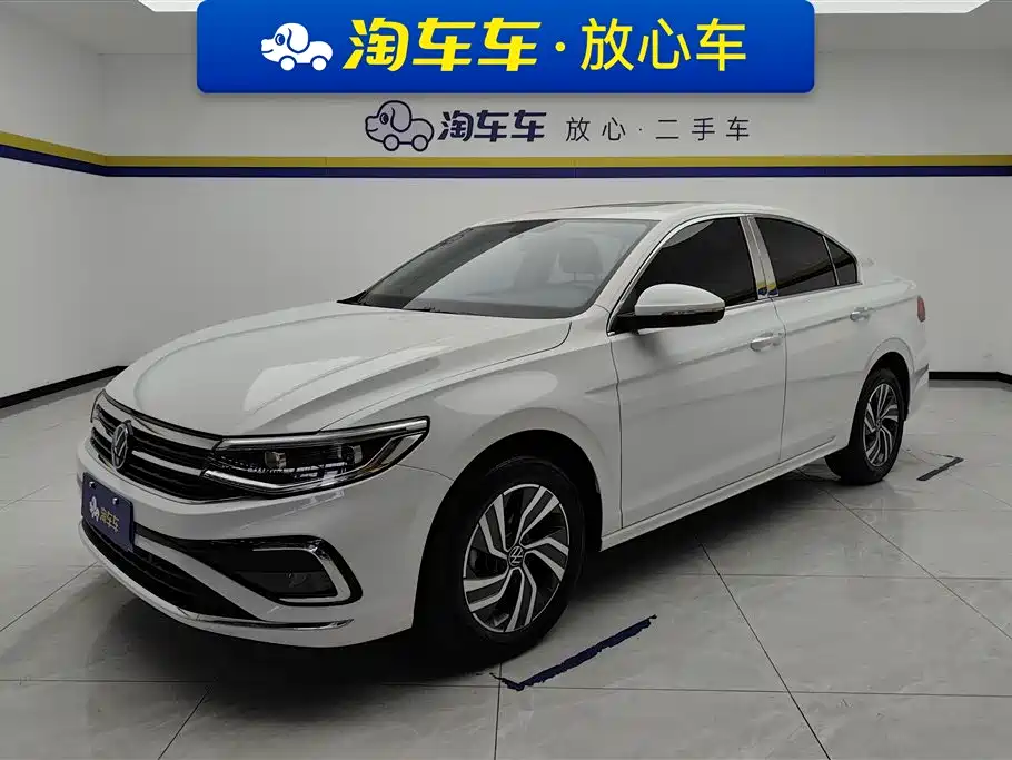 Volkswagen Bora 2023