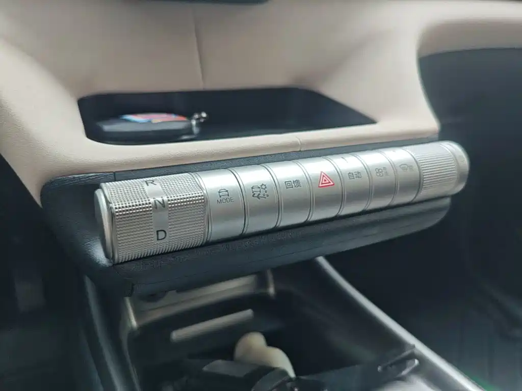 BYD Dolphin — миниатюра 14