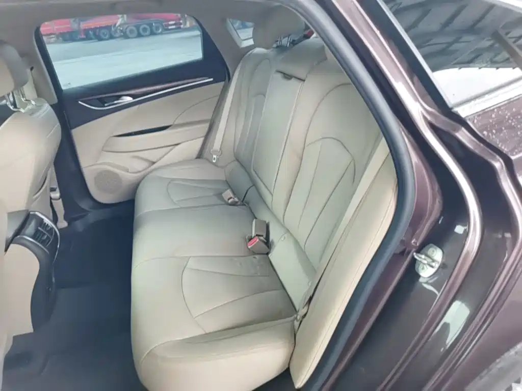 Buick LaCrosse — миниатюра 17