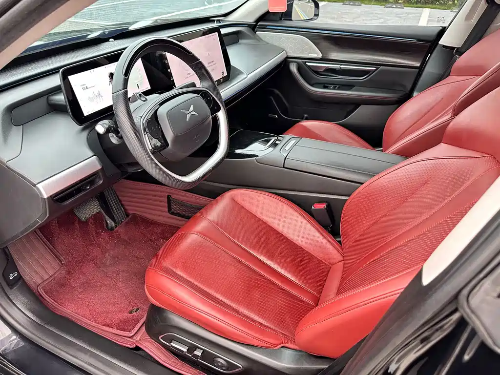 XPeng P7 — миниатюра 14