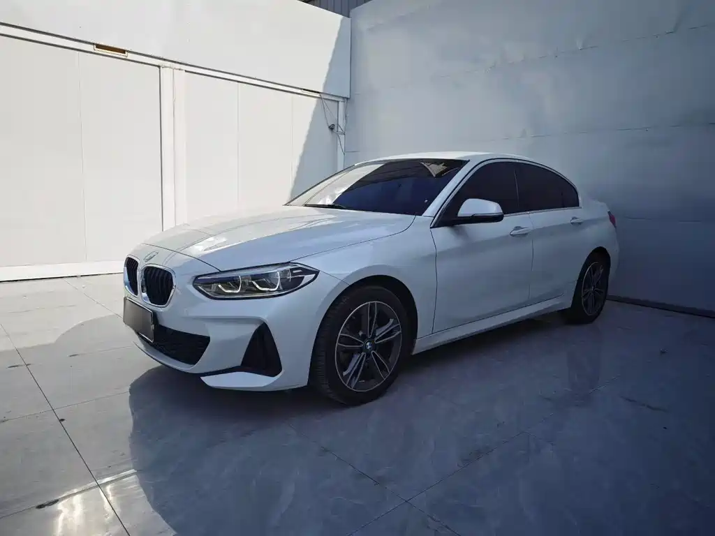BMW 1 Series 2021