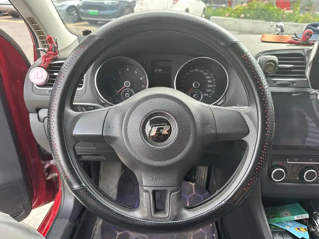 Volkswagen Golf — миниатюра 11