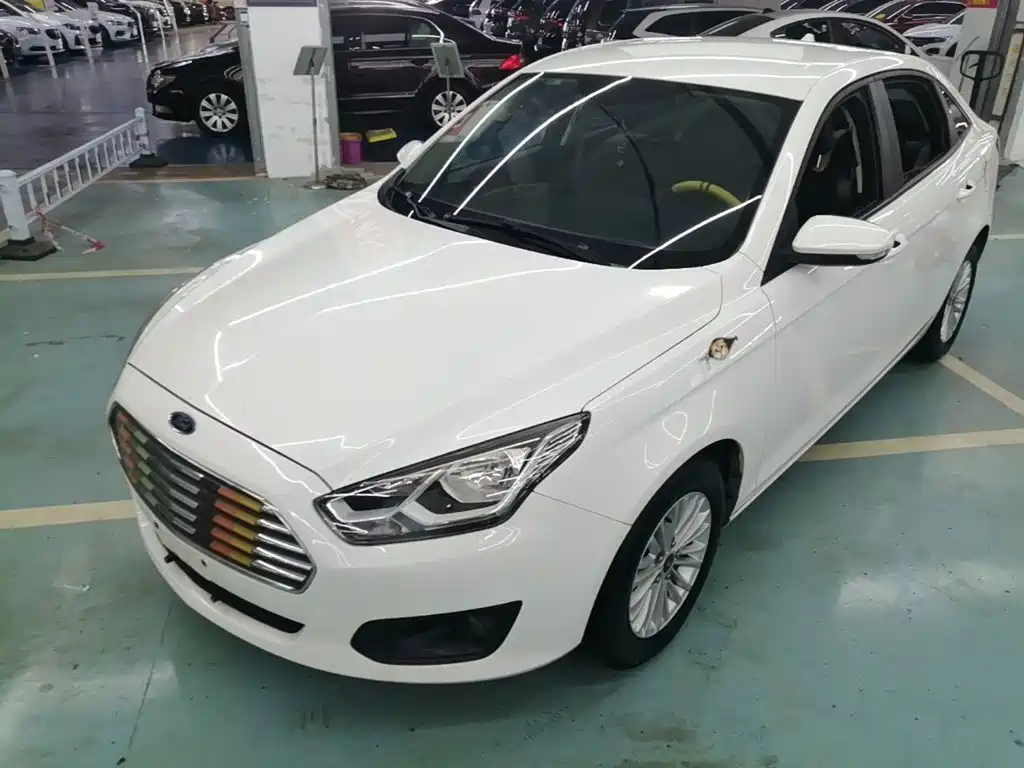 Ford Escort — миниатюра 2