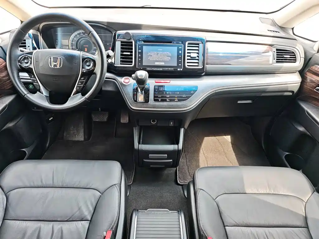 Honda Elysion — миниатюра 17
