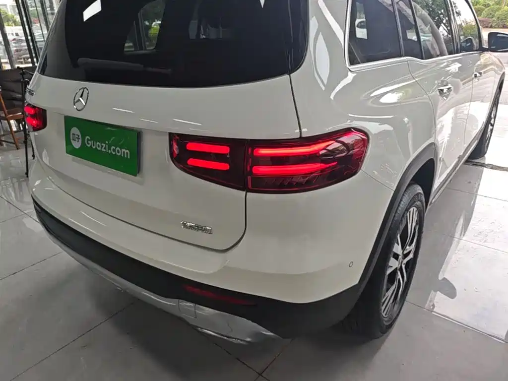 Mercedes-Benz GLB 2024 GLB 220