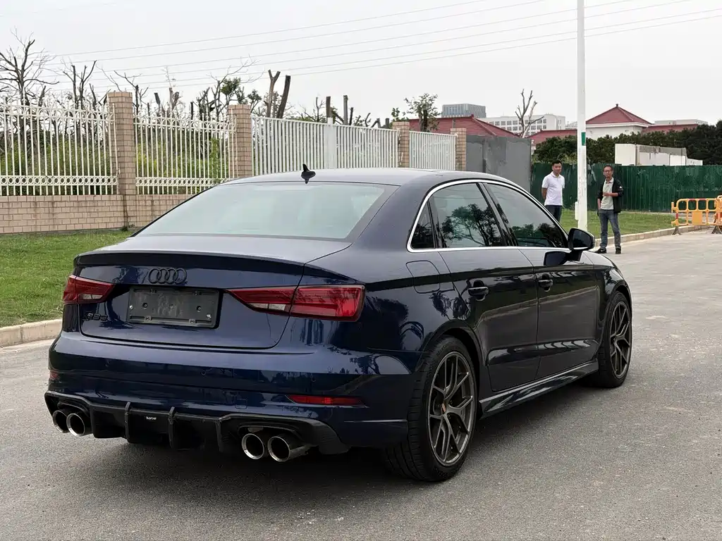 Audi S3 — миниатюра 11