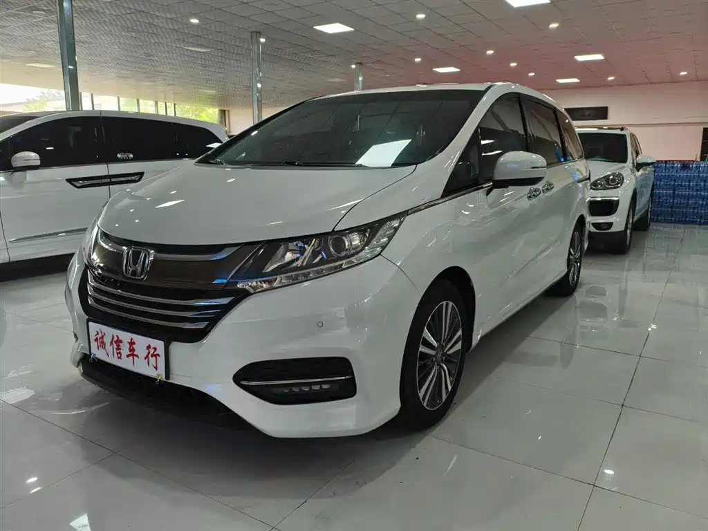 Купить Honda Odyssey