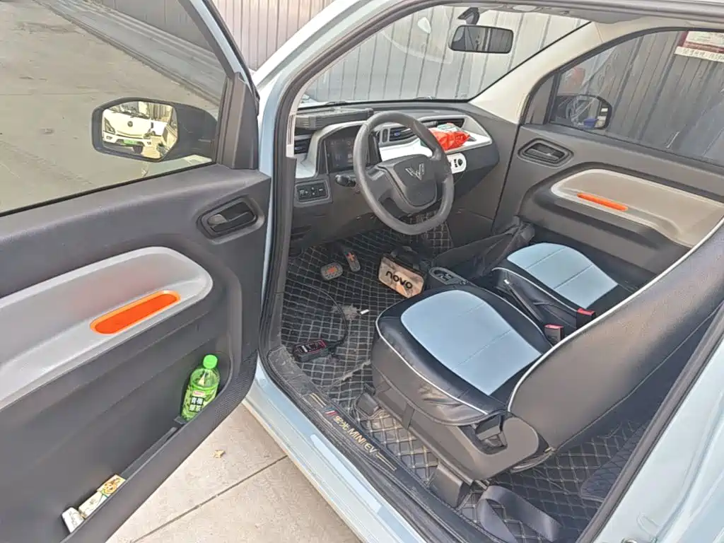 Wuling MINIEV — миниатюра 16