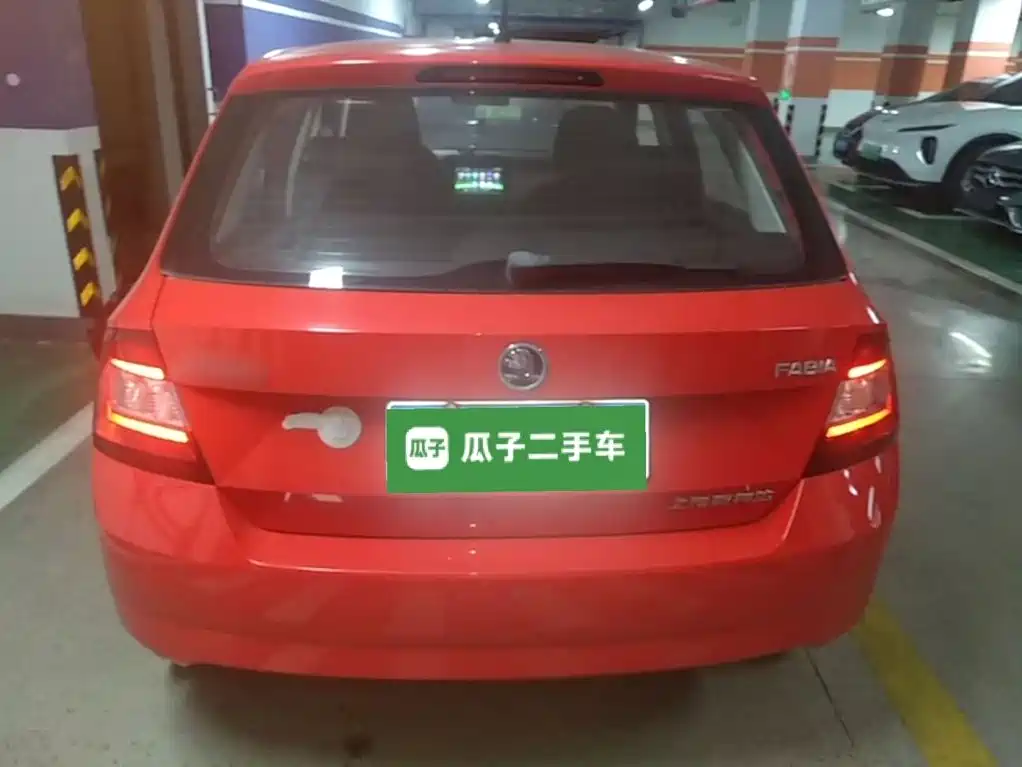 Skoda Fabia — миниатюра 6